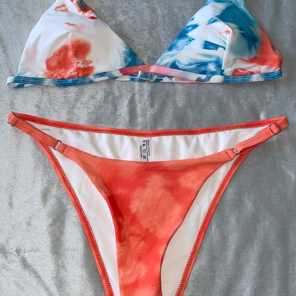 SHEIN Blue & Coral Tie-Dye Triangle Bikini Set